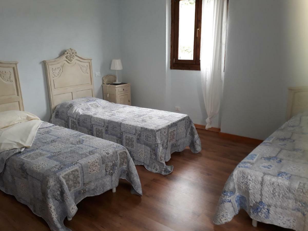 Agriturismo "Veritas" Bed & Wine Casaleggio Boiro エクステリア 写真